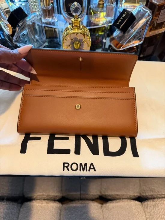 Fendi Cognac Leather Tote with Tortoiseshell Handles - Picture 6 of 7